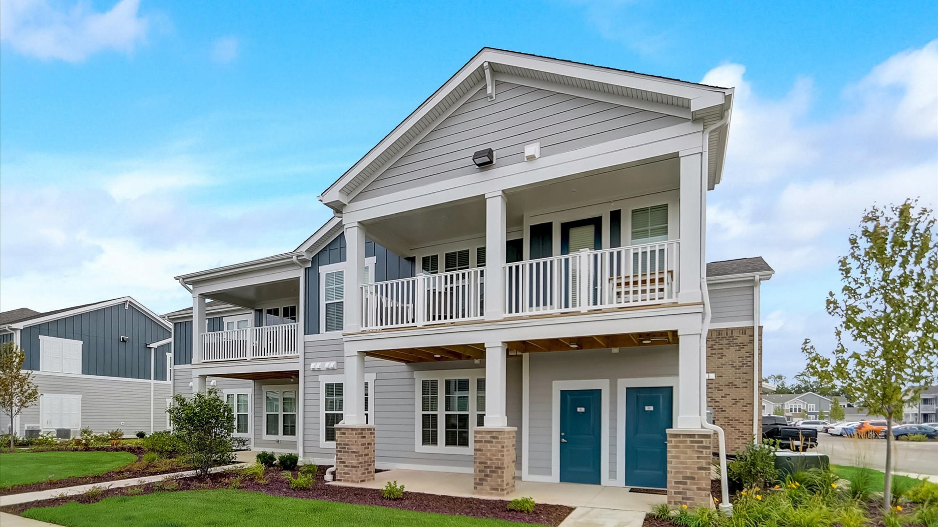 Photos & Virtual Tours of Springs at Three Oaks in Crystal Lake, IL